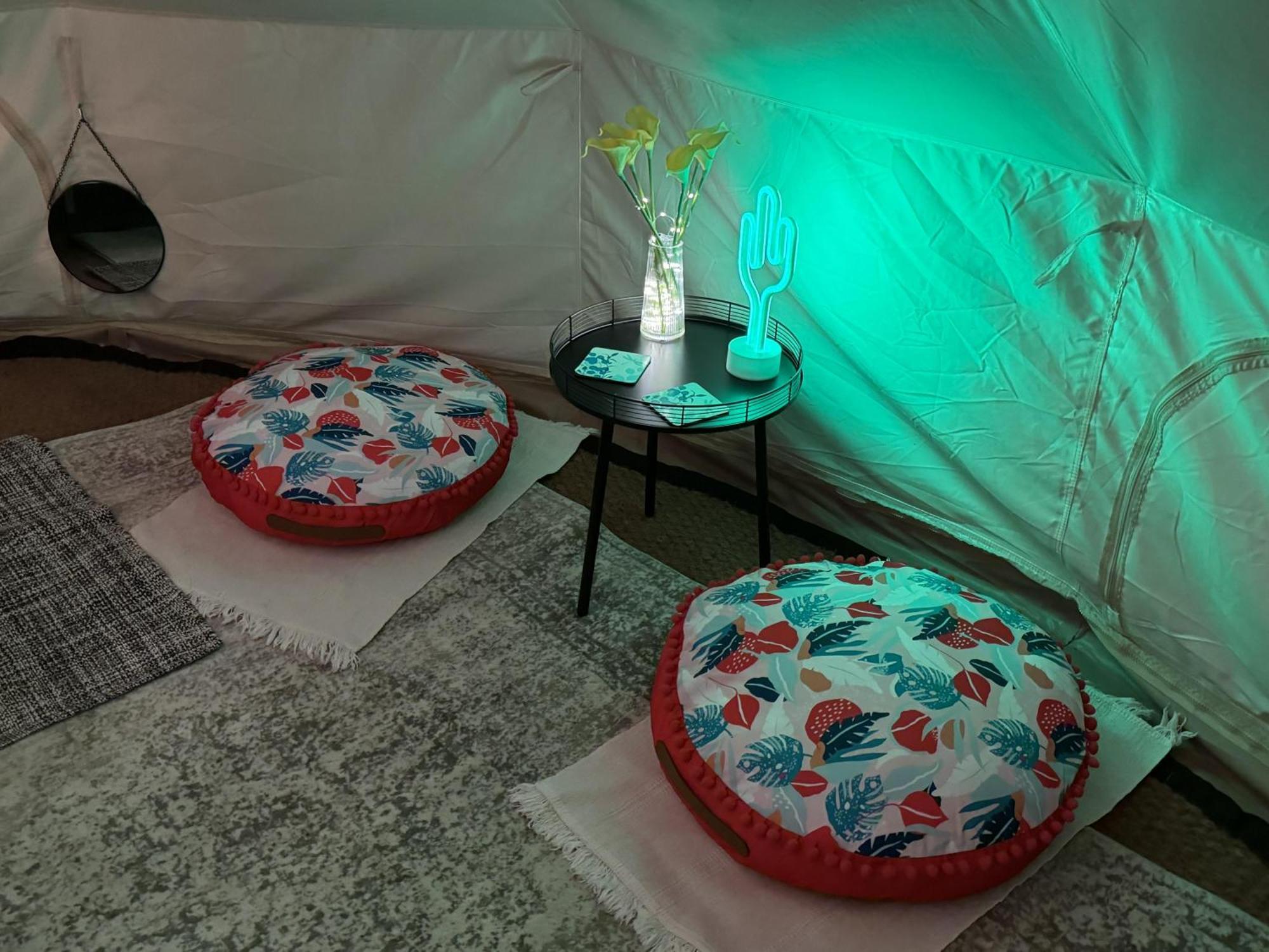 Willa Spacious Bell Tent At Herigerbi Park Lincolnshire Grantham Zewnętrze zdjęcie