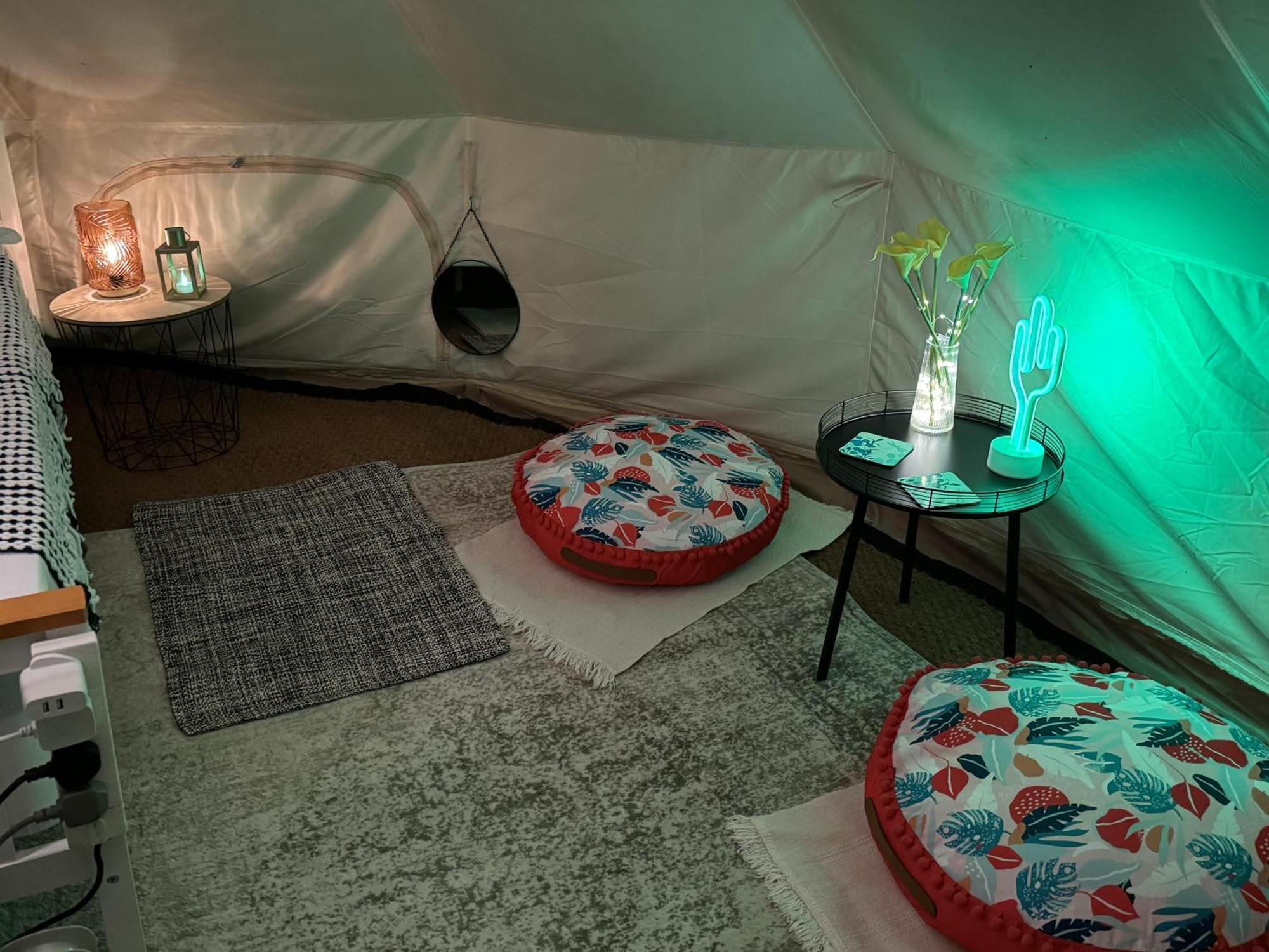Willa Spacious Bell Tent At Herigerbi Park Lincolnshire Grantham Zewnętrze zdjęcie